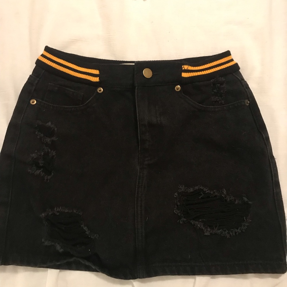 Black Skirt